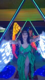 Roaming LED Silk Veil Fan dancers. Thanks to @limitlessevents_ for the booking.
